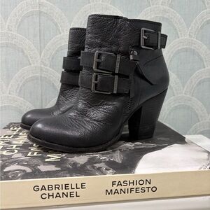 Gianni Bini Westonn Black Multi Buckle Heeled Ankle Boots, SZ 6.5